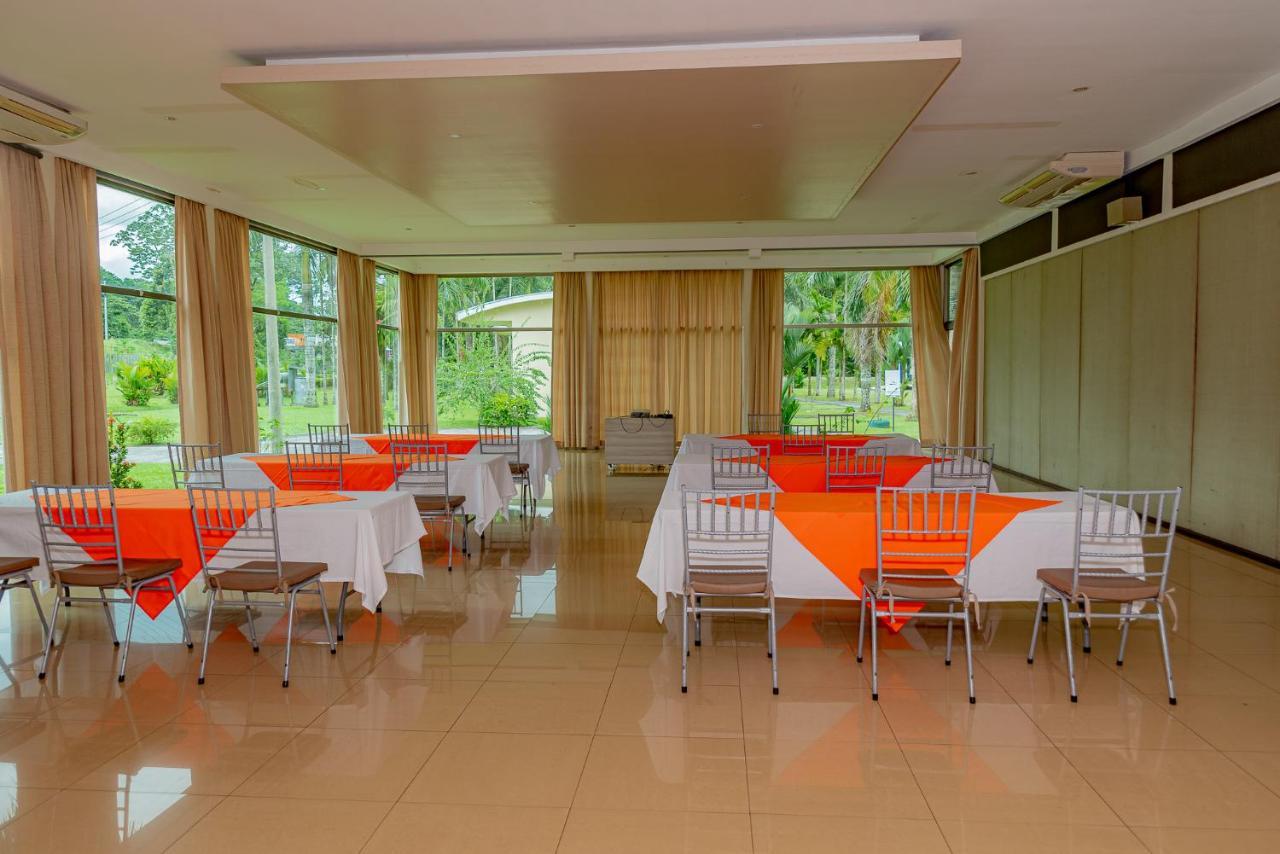 Hotel Los Rios Guácimo エクステリア 写真