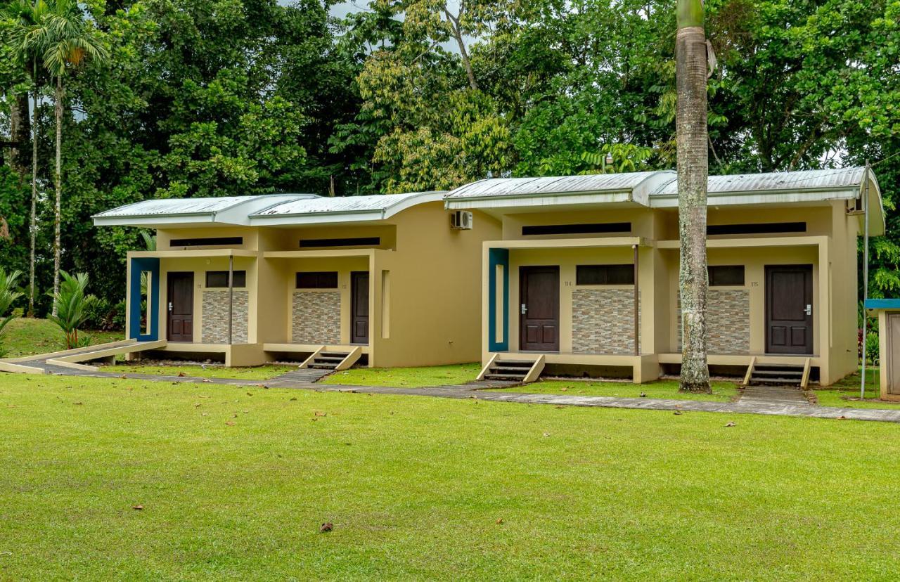 Hotel Los Rios Guácimo エクステリア 写真