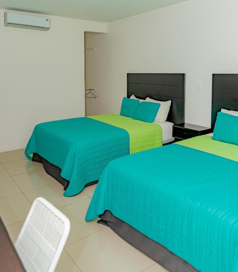 Hotel Los Rios Guácimo エクステリア 写真