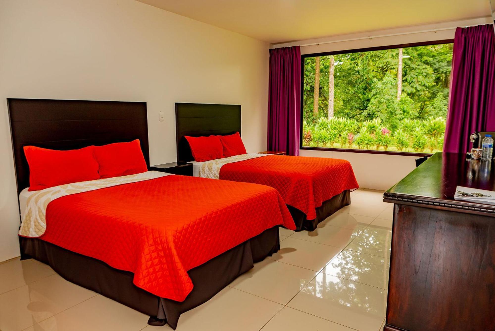 Hotel Los Rios Guácimo エクステリア 写真
