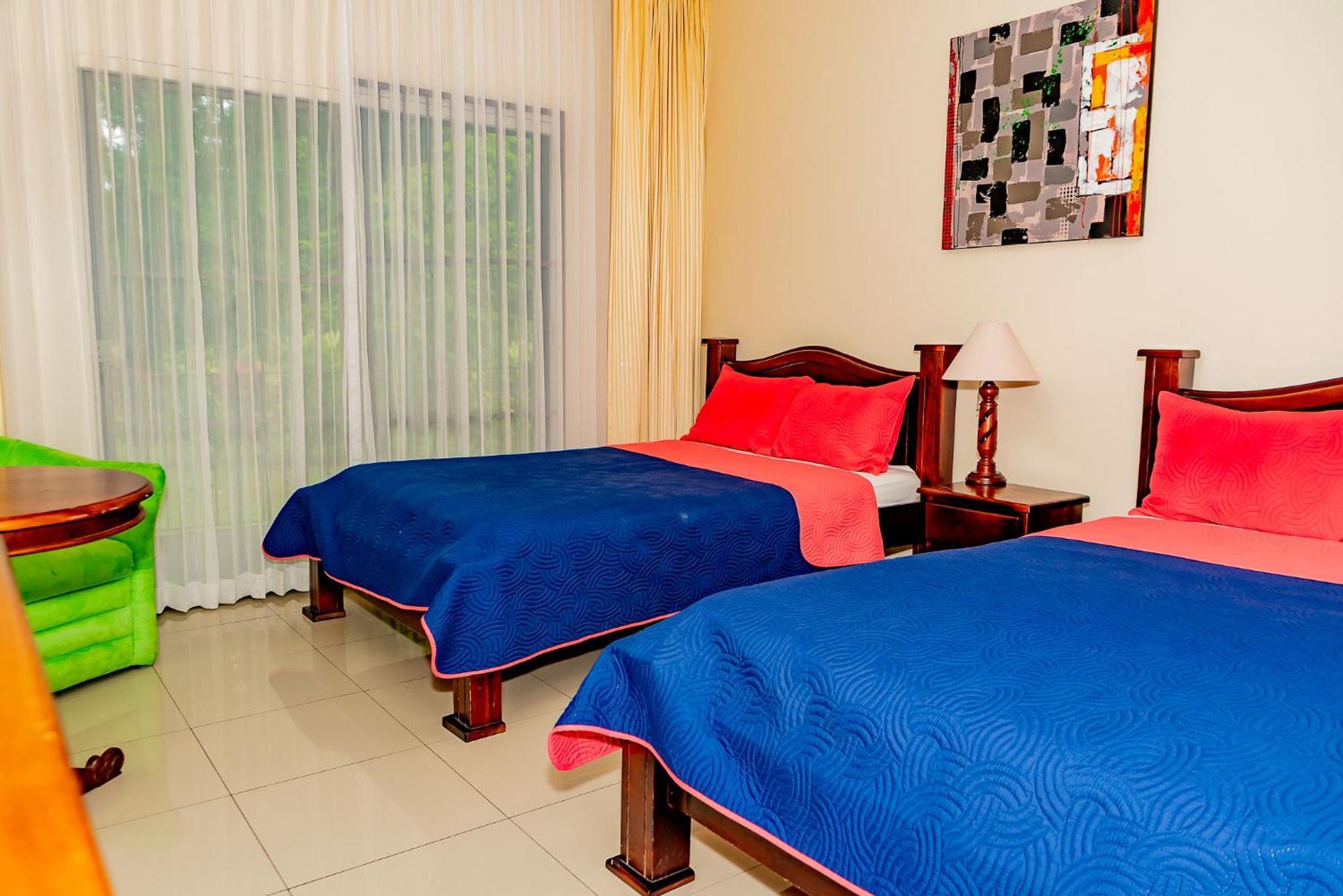 Hotel Los Rios Guácimo エクステリア 写真