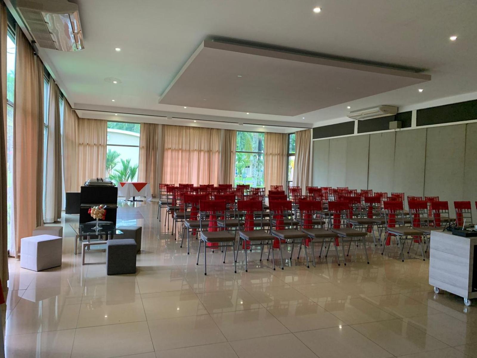 Hotel Los Rios Guácimo エクステリア 写真