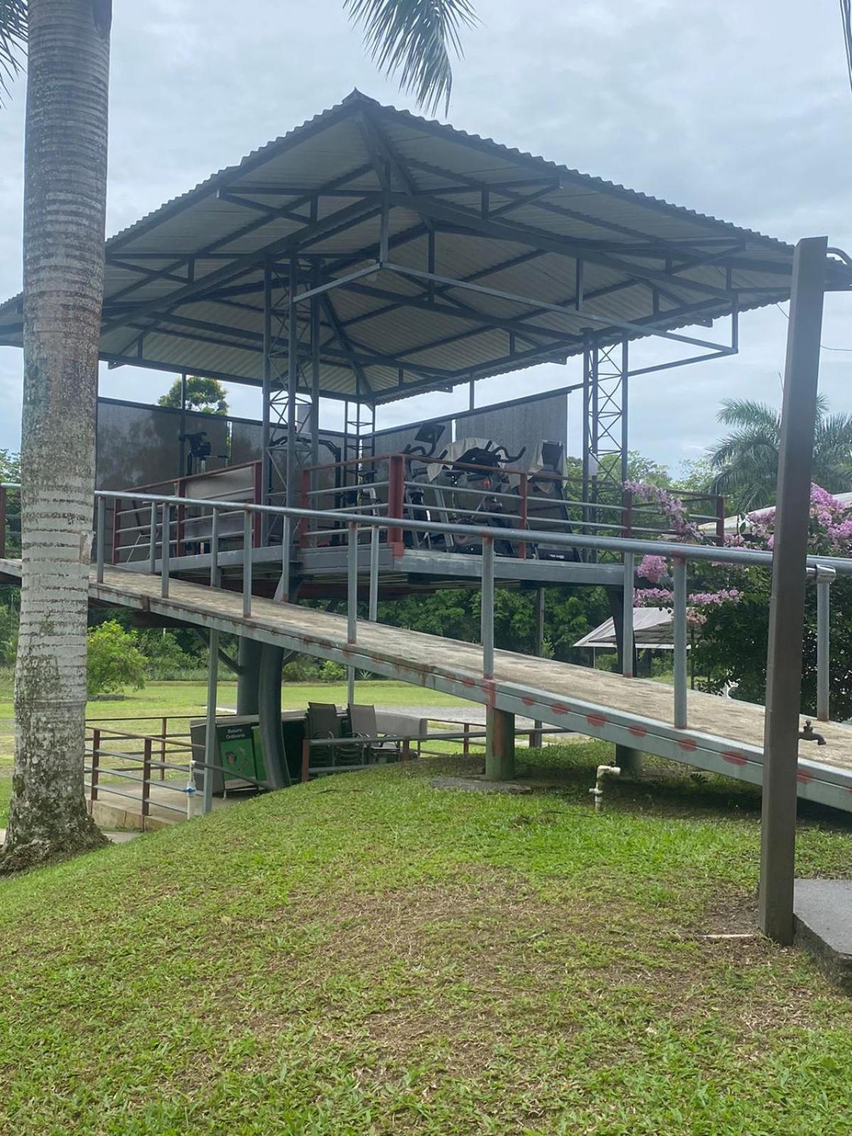 Hotel Los Rios Guácimo エクステリア 写真