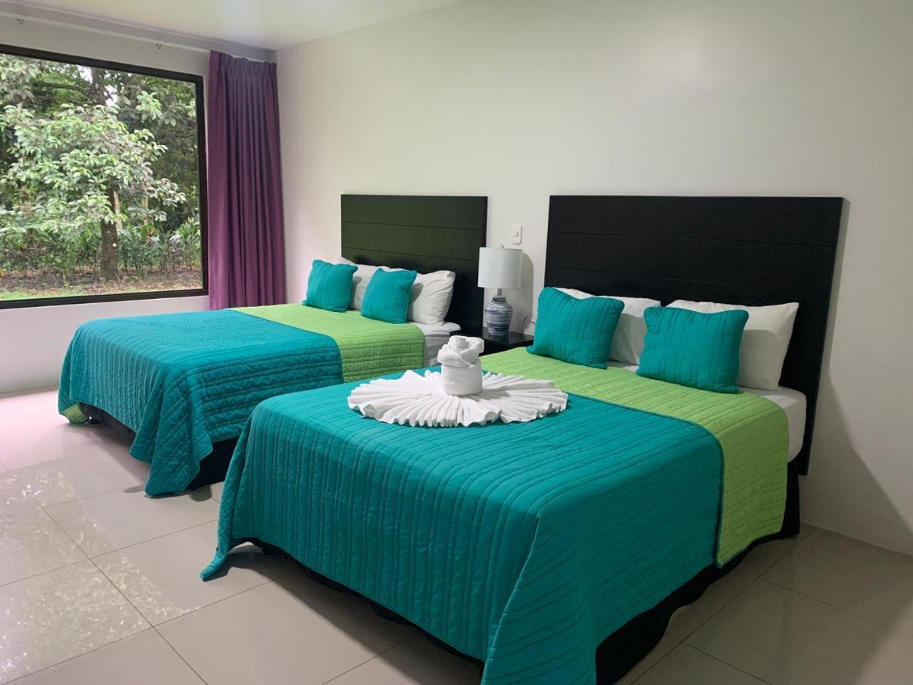 Hotel Los Rios Guácimo エクステリア 写真